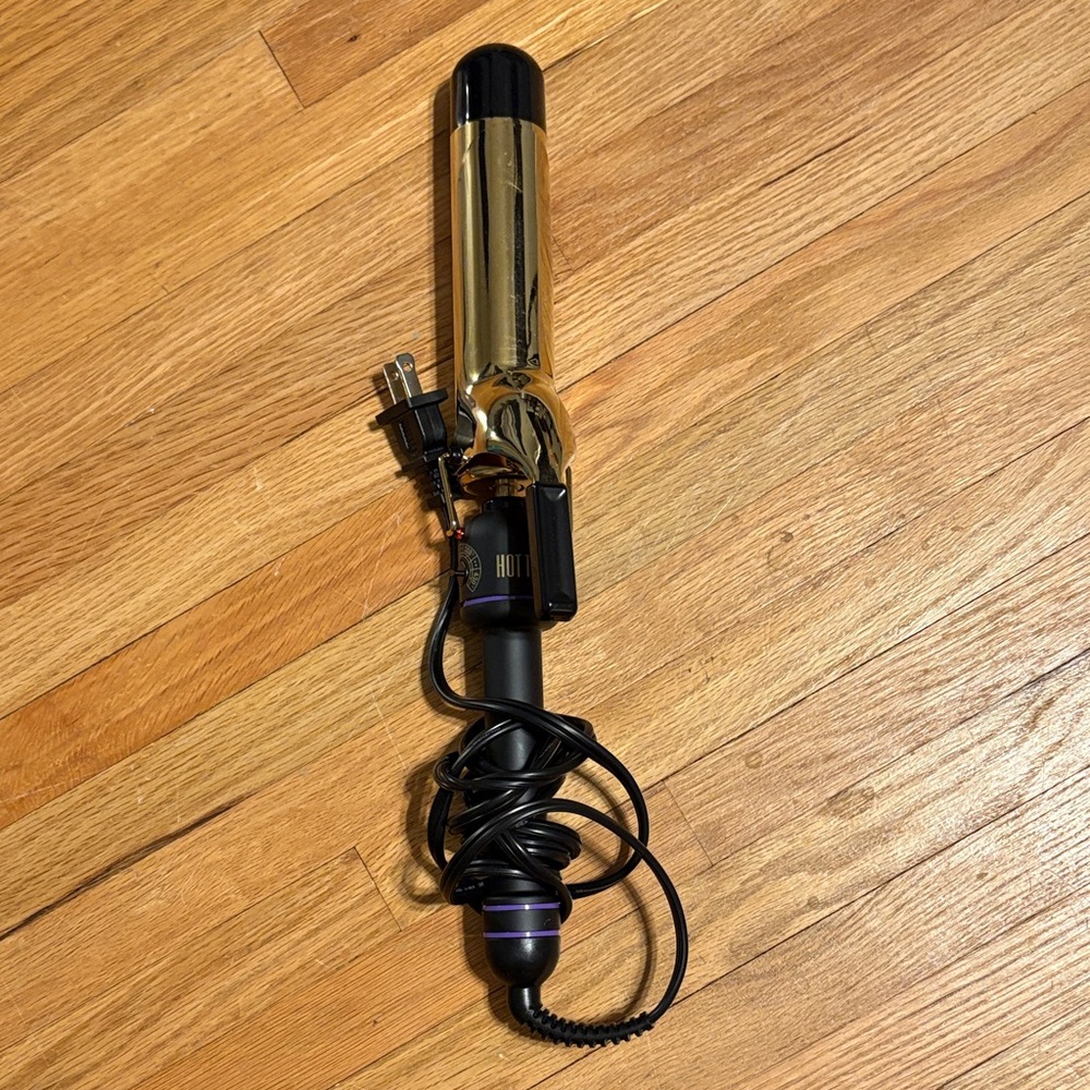 Gold Curling Iron